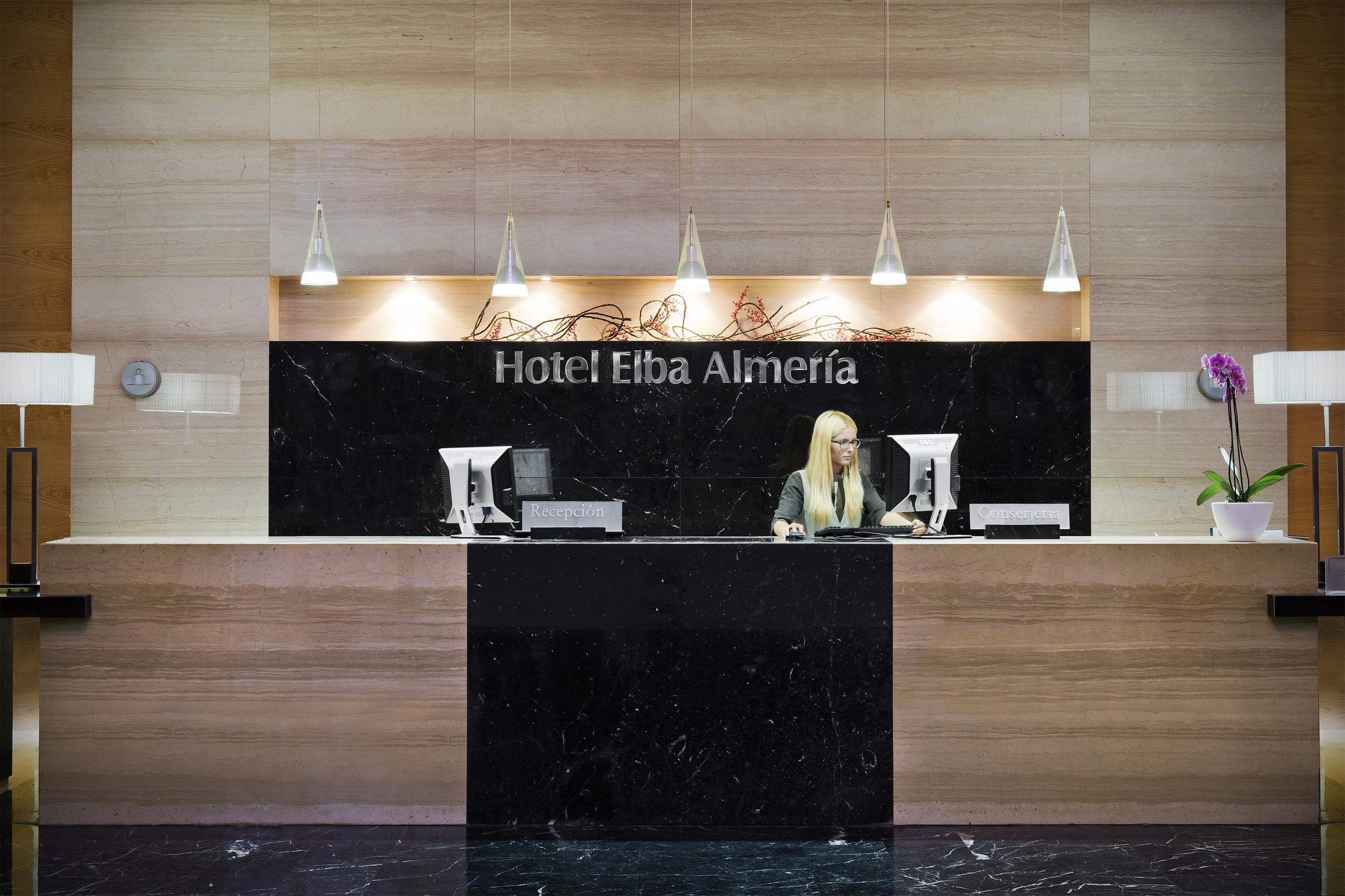 Elba Almeria Business & Convention Hotel Экстерьер фото